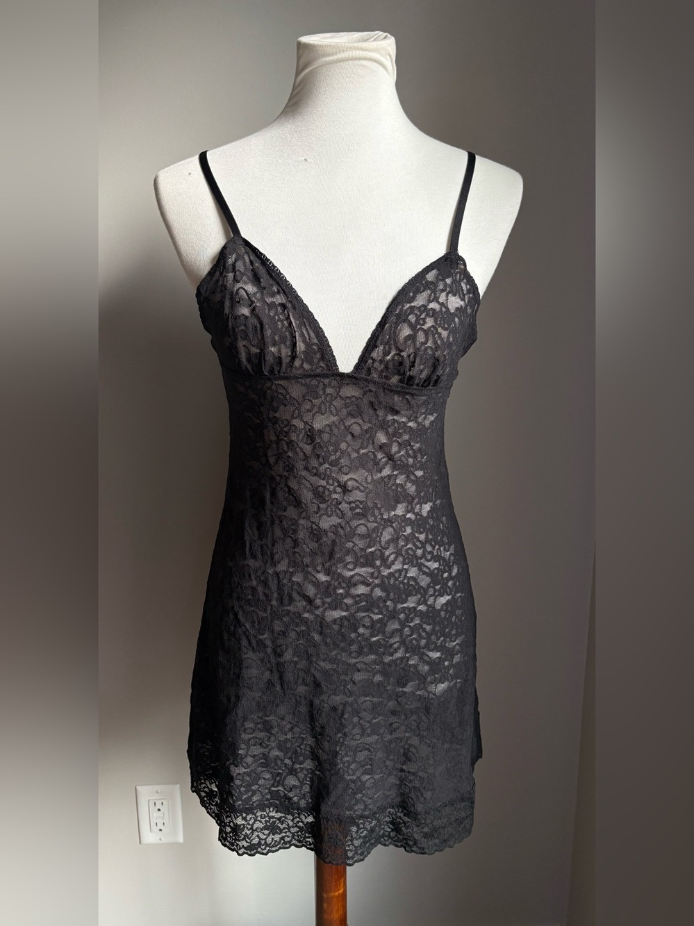 New Victoria’s Secret Lace Camisole Chemise Stretchy Slip Dress In Black Size L
